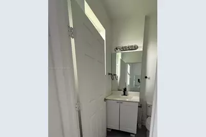 2819 SE 1st Dr #9, Homestead, FL 33033 - Photo 17