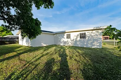 2641 NW 44th Ave #0, Lauderhill, FL 33313 - Photo 17