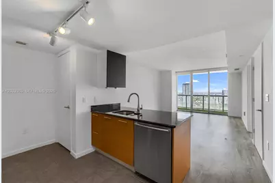 50 Biscayne Blvd #4307, Miami, FL 33132 - Photo 9