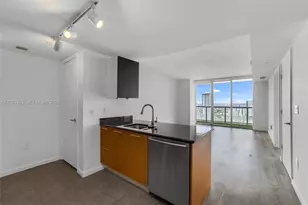50 Biscayne Blvd, Miami, FL 33132 - Photo 9