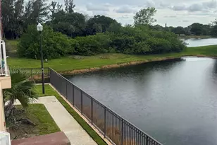 3350 N Pinewalk Dr N, Margate, FL 33063 - Photo 3
