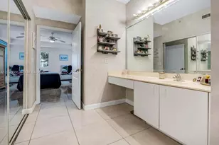 7727 Southampton Terrace, Tamarac, FL 33321 - Photo 25