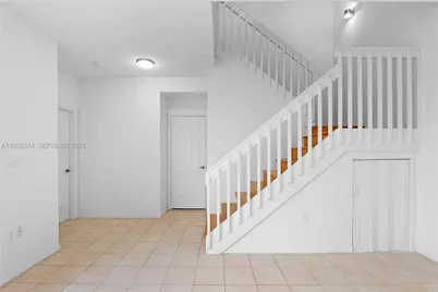1521 Seagrape Way, Hollywood, FL 33019 - Photo 5
