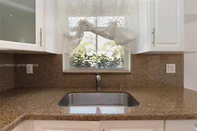 1521 Seagrape Way, Hollywood, FL 33019 - Photo 11
