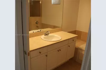 [Address not provided], Coral Gables, FL 33134 - Photo 15
