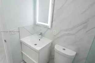 10381 SW 32nd St, Miami, FL 33165 - Photo 11