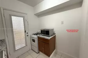 6885 Byron Ave, Miami Beach, FL 33141 - Photo 5
