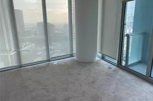 888 Biscayne Blvd, Miami, FL 33132 - Photo 11