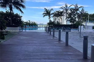 888 Biscayne Blvd, Miami, FL 33132 - Photo 21