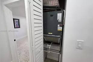 233 E 7th St, Hialeah, FL 33010 - Photo 13