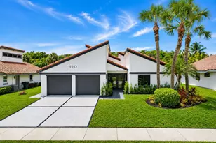 1543 SW 1st Ave, Boca Raton, FL 33432 - Photo 1