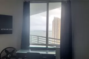 325 S Biscayne Blvd, Miami, FL 33131 - Photo 23