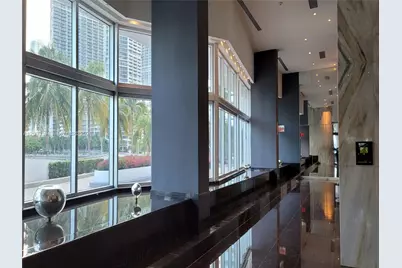 325 S Biscayne Blvd #3321, Miami, FL 33131 - Photo 43