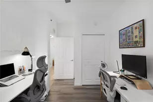 1200 NE 105th St, Miami Shores, FL 33138 - Photo 17