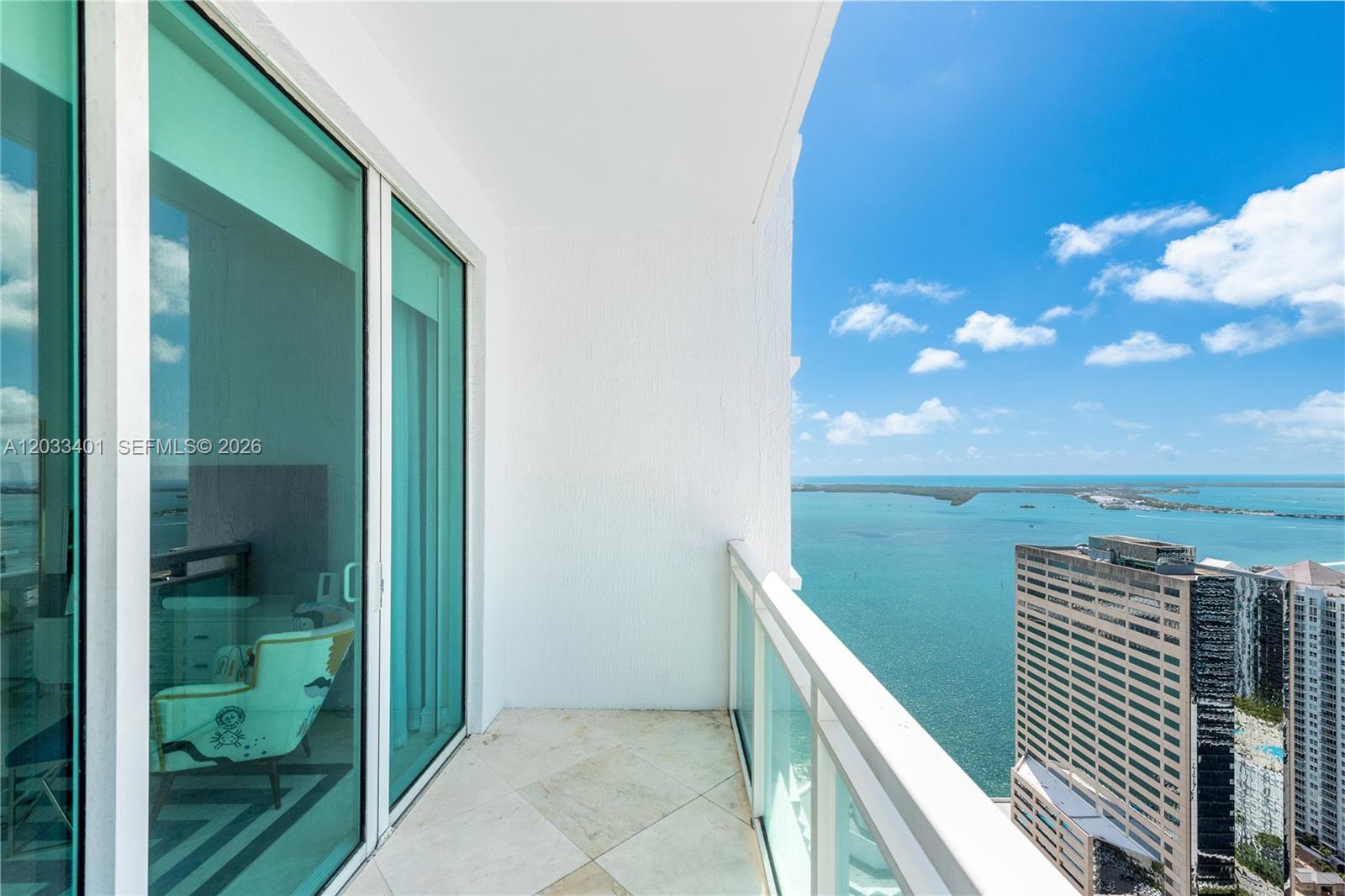 950 Brickell Bay Dr #4403 - 950 Brickell Bay Dr #4403, Miami, FL 33131 Luxury Property | Jose Angel Pina
