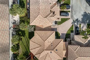 17079 NW 22nd St, Pembroke Pines, FL 33028 - Photo 3