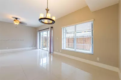 19160 NW 82nd Cir Ct #31L, Hialeah, FL 33015 - Photo 7
