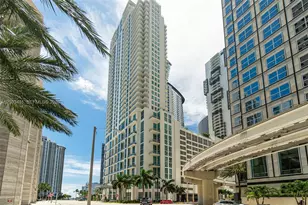 300 S Biscayne Blvd, Miami, FL 33131 - Photo 19