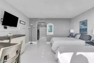 19201 Collins Ave, Sunny Isles Beach, FL 33160 - Photo 3
