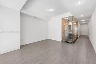 1100 Biscayne Blvd, Miami, FL 33132 - Photo 25
