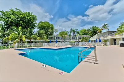 17485 NW 67th Ct #D-21, Hialeah, FL 33015 - Photo 13