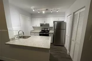17485 NW 67th Ct, Hialeah, FL 33015 - Photo 27