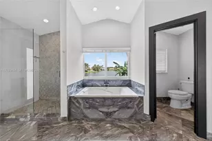 10761 NW 5th St, Plantation, FL 33324 - Photo 35
