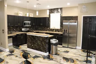 664 Oxford Dr, Other City - In The State Of Florida, FL 33897 - Photo 7