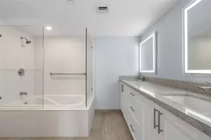 1000 Quayside Terrace, Miami, FL 33138 - Photo 29