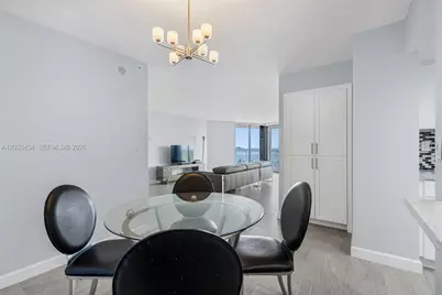 1000 Quayside Ter #1604, Miami, FL 33138 - Photo 13