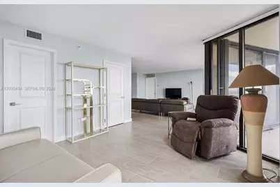 1000 Quayside Ter #1604, Miami, FL 33138 - Photo 15