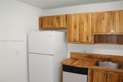 10425 SW 112th Ave #204, Miami, FL 33176 - Photo 5