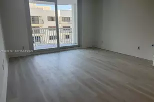 5401 Collins Ave, Miami Beach, FL 33140 - Photo 29
