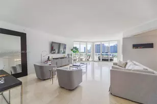 21050 Point Pl, Aventura, FL 33180 - Photo 11