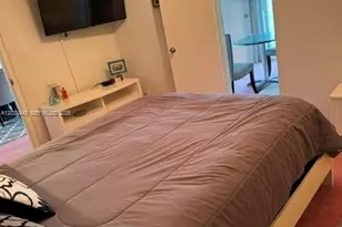 5401 Collins Ave, Miami Beach, FL 33140 - Photo 31