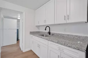 307 NW 11th Ave, Delray Beach, FL 33444 - Photo 5