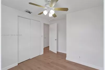 307 NW 11th Ave, Delray Beach, FL 33444 - Photo 17