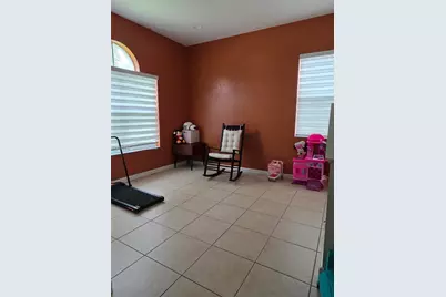 1361 SE 16th Ave, Homestead, FL 33035 - Photo 3