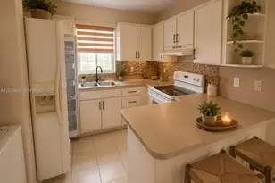 2220 W 74th St, Hialeah, FL 33016 - Photo 15