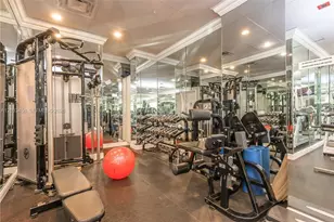 [Address not provided], Hallandale Beach, FL 33009 - Photo 9