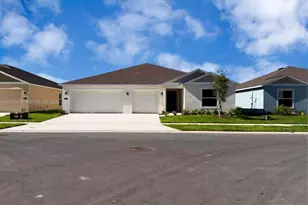 2831 Pioneer Trl, Winter Haven, FL 33839 - Photo 1