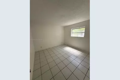 16851 NE 18th Ave #106, North Miami Beach, FL 33162 - Photo 5