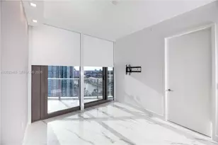 15701 E Collins, Sunny Isles Beach, FL 33160 - Photo 13