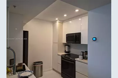 18800 NE 29th Ave #718, Aventura, FL 33180 - Photo 3