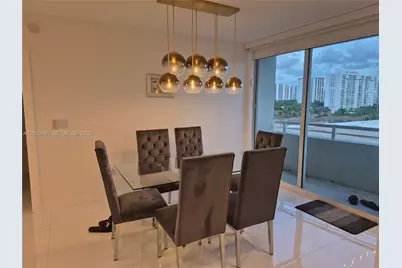 18800 NE 29th Ave #718, Aventura, FL 33180 - Photo 3
