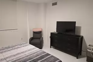 18800 NE 29th Ave, Aventura, FL 33180 - Photo 9