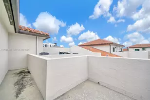 4256 NW 83rd Ave, Doral, FL 33166 - Photo 19