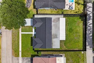 407 S Highland Dr, Hollywood, FL 33021 - Photo 37