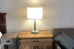 19201 Collins Ave, Sunny Isles Beach, FL 33160 - Photo 3