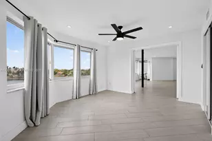 877 NE 195th St, Miami, FL 33179 - Photo 11